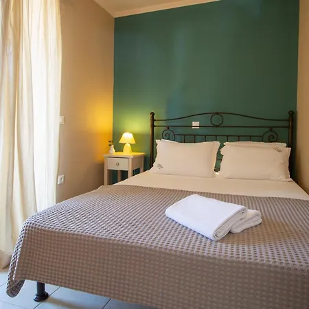 Aparthotel Vita Holidays & Studios 3*