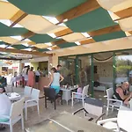 Hotel apartamentowy Holidays 4*