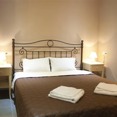 Vita Holidays & Studios 4*