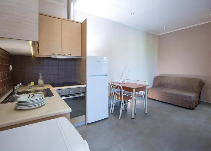 Holidays Apartahotel 4*