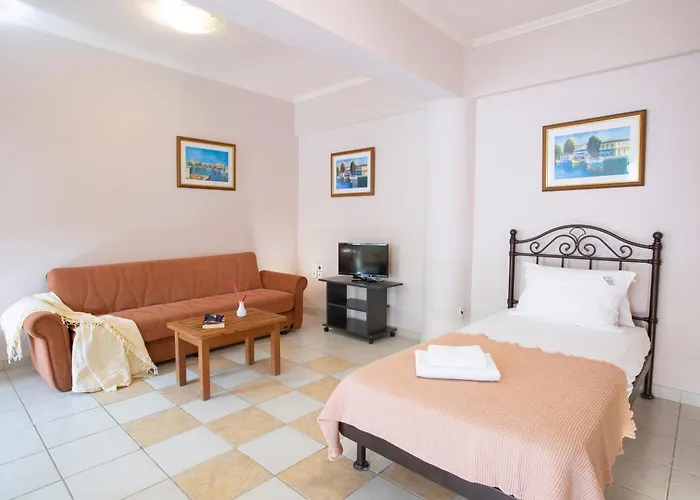 Holidays Apartahotel 4*