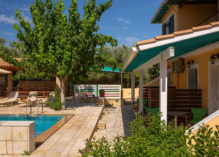 Holidays Apartahotel 4*