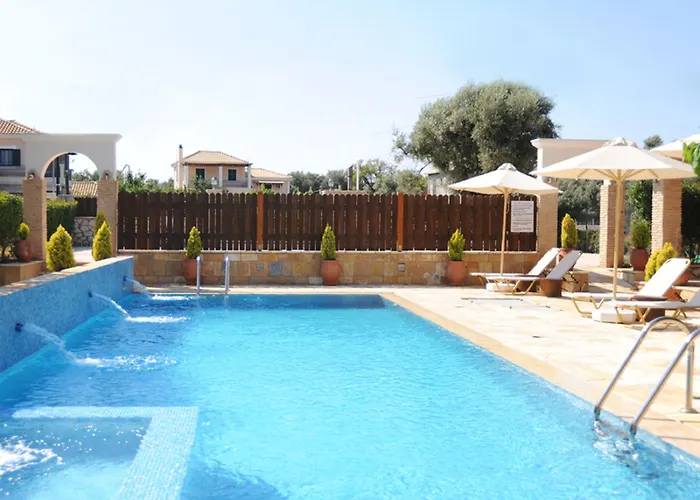 Holidays Apartahotel 4*
